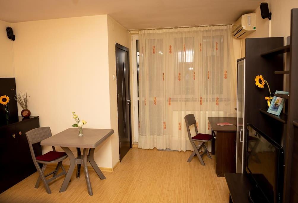 Garsoniera Linistita Zona Vitan Appartamento *