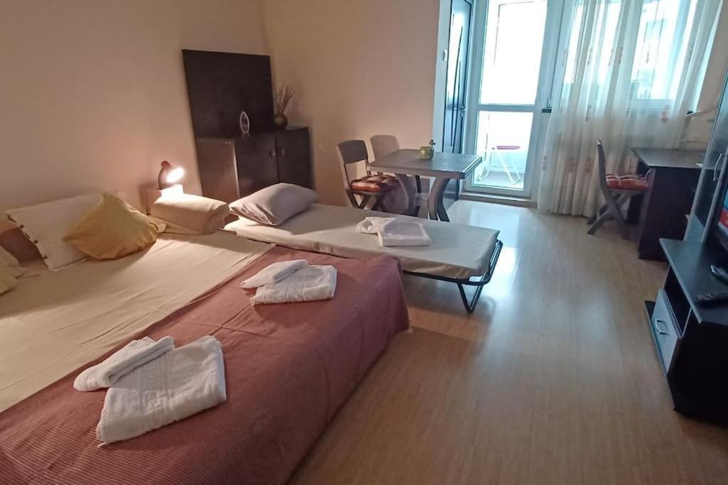 Garsoniera Linistita Zona Vitan Bucarest